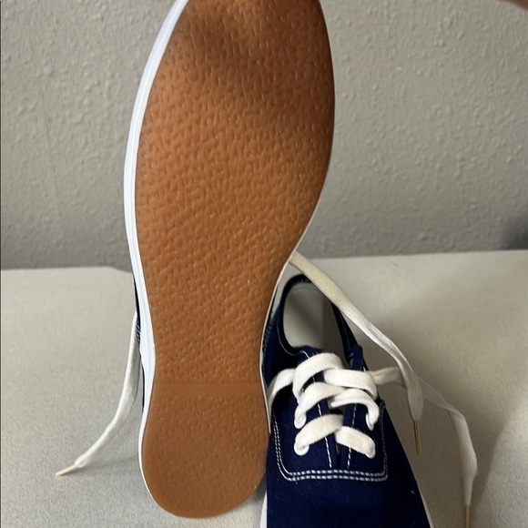 Keds Blue and White Canvas Sneakers Classic Style - Picture 7 of 7
